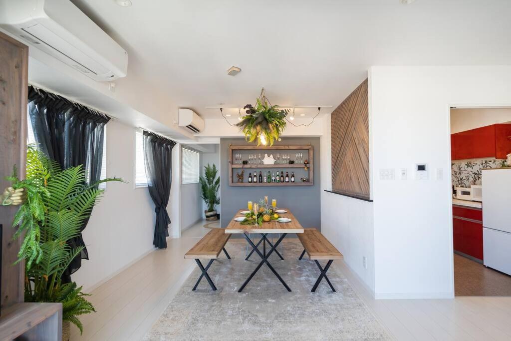Апартаменты The Penthouse Ginowan Urasoe Экстерьер фото