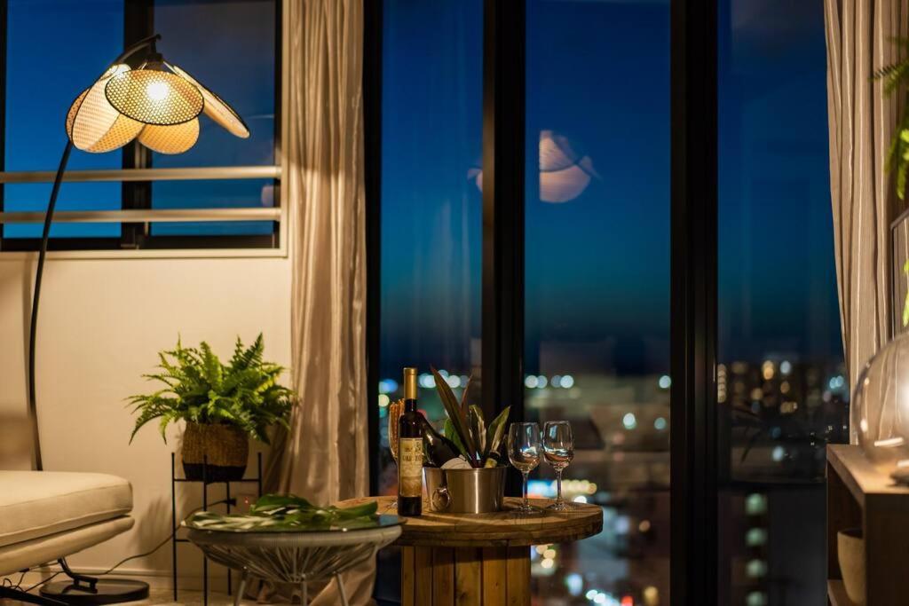 Апартаменты The Penthouse Ginowan Urasoe Экстерьер фото
