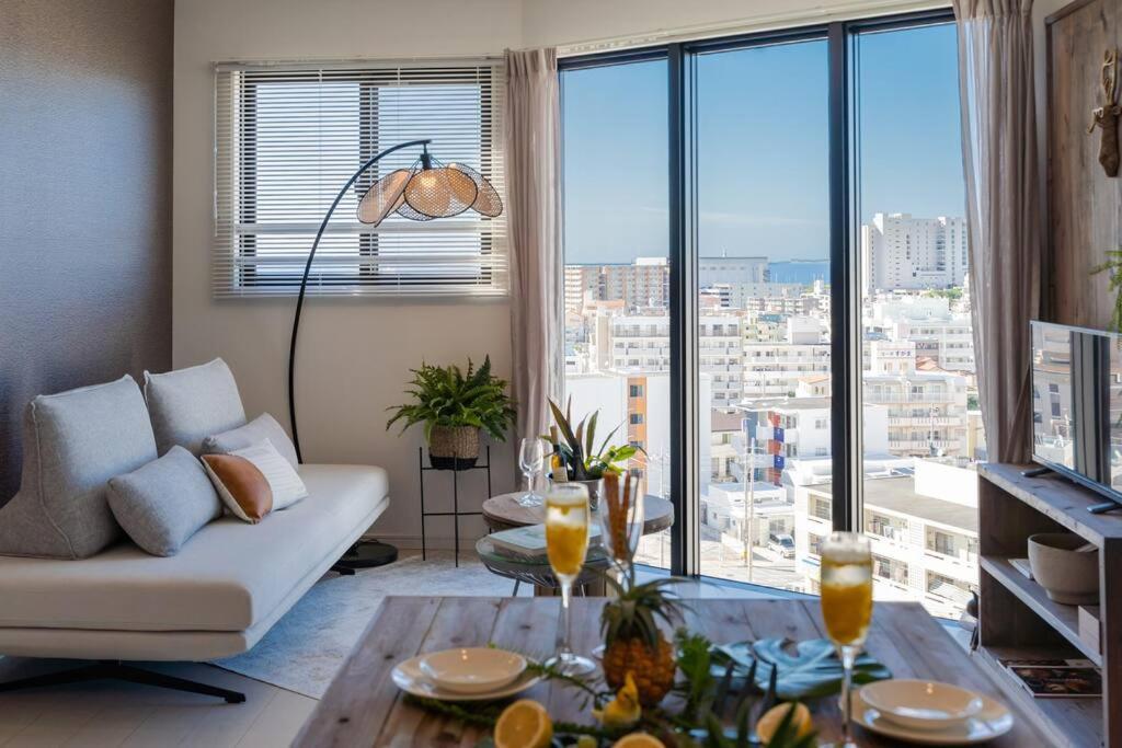 Апартаменты The Penthouse Ginowan Urasoe Экстерьер фото